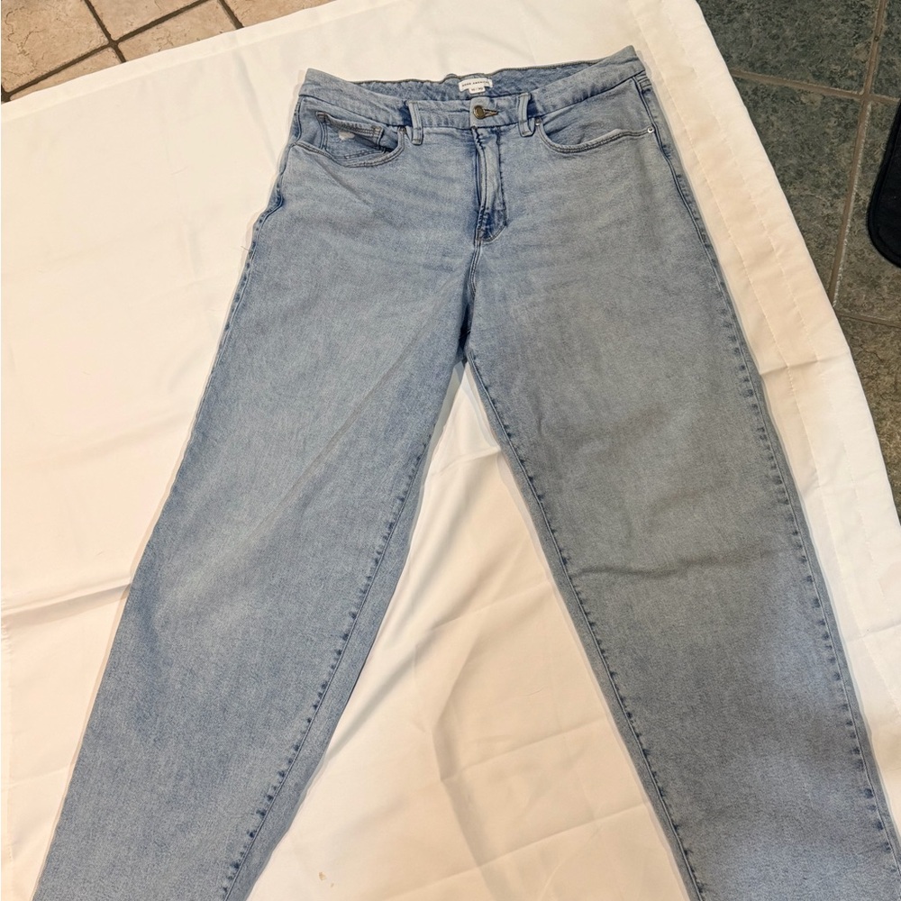 Good American Light Blue Denim Jeans